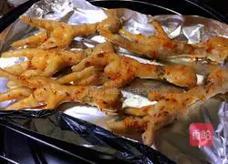 Illustration of grilled chicken feet 11