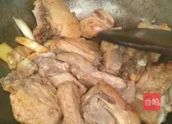 Illustration of how to make sauced pork ribs 3