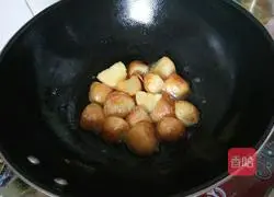 Illustration of Braised Potatoes 5