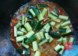 Illustration of how to make spicy loach 10