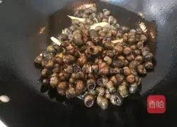 Illustration of braised snails 6