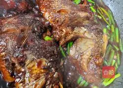 Illustration of Braised Fish Stuffed with Meat 6