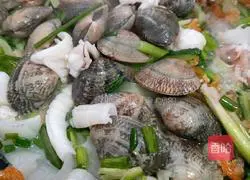 Stir-fried Illustration of how to make rice noodles 2