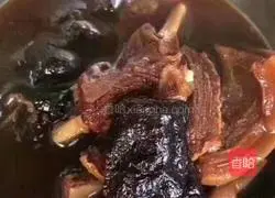 Illustration of how to cook black goat meat with Hakka rice wine 6