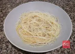 Illustration of how to make garlic vermicelli shrimp 5