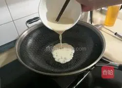 Illustration of how to make tomato pot paste 6