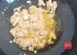 Illustration of how to make mashed potatoes with sauce 6