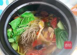 Illustration of Homemade Tomato Beef Stew 14