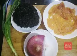 Illustration of how to make fried seaweed and vinegar pork 2