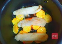 Bamboo Illustration of how to make delicious and crispy braised corn tofu with shrimps 6