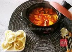 Illustration of how to make spicy cabbage dumpling pot 15