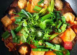 Illustration of homemade spicy hotpot 13