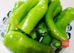 Tiger skin and pepper Illustration of how to make minced pepper and meat 1