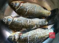 Illustration of how to cook crucian carp at home 1