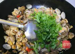 Illustration of how to make spicy fried clams 11