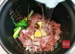 Stir-fried with colored pepper Beef recipe illustration 1