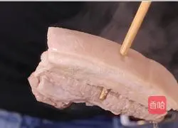 Illustration of how to make garlic white meat 3