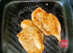 Illustration of how to make fried chicken breasts 2