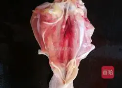 Illustration of how to make stir-fried chicken with water chestnuts 4