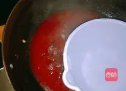 Illustration of home-style fish in sour soup 13