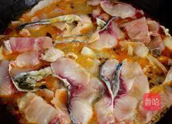 Illustration of how to make sour bamboo shoots and fish 6