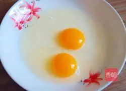 Illustration of how to make spinach, scrambled eggs and black sesame seeds 2