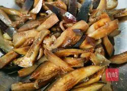 Illustration of how to make oiled eggplant 9