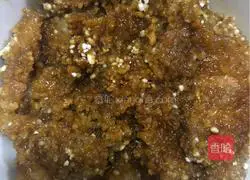 Illustration of Homemade Steamed Pork with Glutinous Rice Flour 4