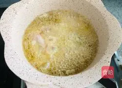 What kind of divine delicacy is this? Salted egg yolk chicken wings are so delicious.Illustration 7