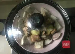 Illustration of how to make taro pork ribs 6