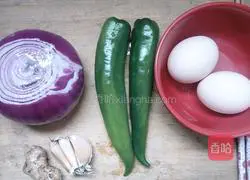 Fried onions Illustration of how to make eggs 1