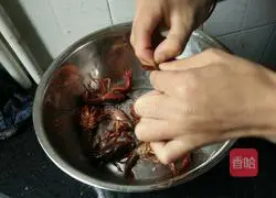 Spicy Little Illustration of how to make lobster 2