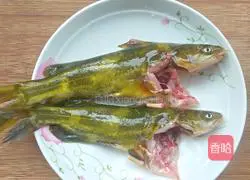 Illustration of how to cook yellow duck tofu soup 1