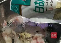 Illustration of how to make peppercorn fish fillets 5