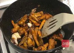 Incredibly delicious braised chicken feet recipe 5