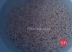 Illustration of how to make pearl meatballs 3