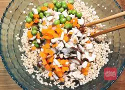 Illustration of how to make glutinous rice eggs 4