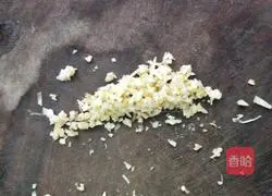 Illustration of how to make fried cabbage with bacon 4