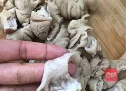 Illustration of how to make fat sausage 5