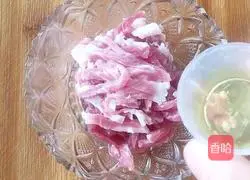 Illustration of how to make appetizing wild rice noodles 3