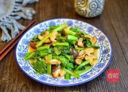 Stir fry mushrooms until small Illustration of how to make cabbage 8