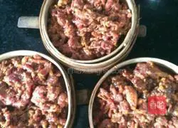 Illustration of steamed beef with rice flour 3