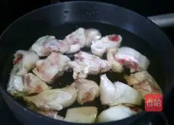 Illustration of how to make fermented fermented pig trotters 2