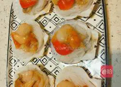 Illustration of how to make steamed scallops with garlic vermicelli 6