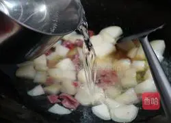 Stir-fry bacon Illustration of how to make potatoes 6