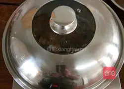 Illustration of how to make beer duck 8