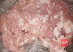 Illustration of how to make jade meatballs 1