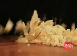 Illustration of how to make crab roe tofu 2