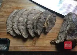 Illustration of how to make spiced beef 6