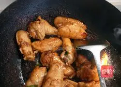 Illustration of how to make Coke chicken wings 6